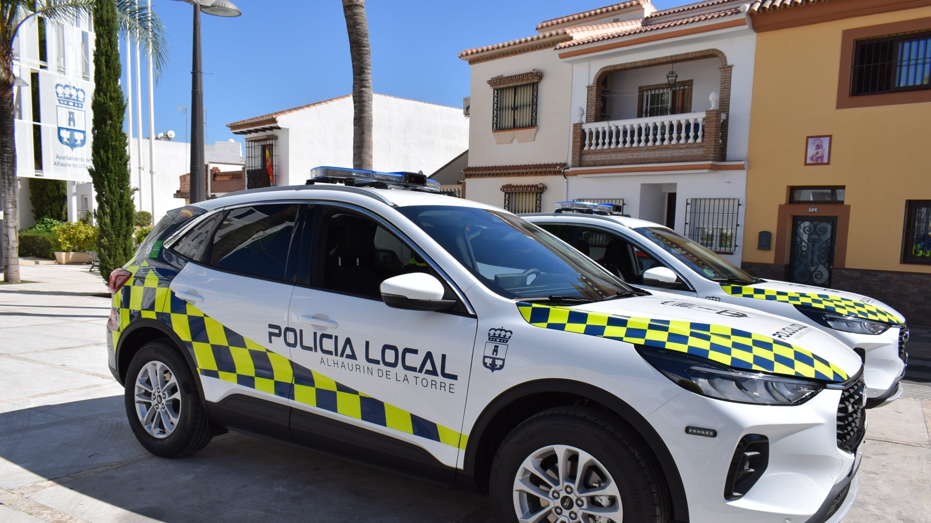 La Polic A Local De Alhaur N De La Torre Moderniza Su Parque M Vil